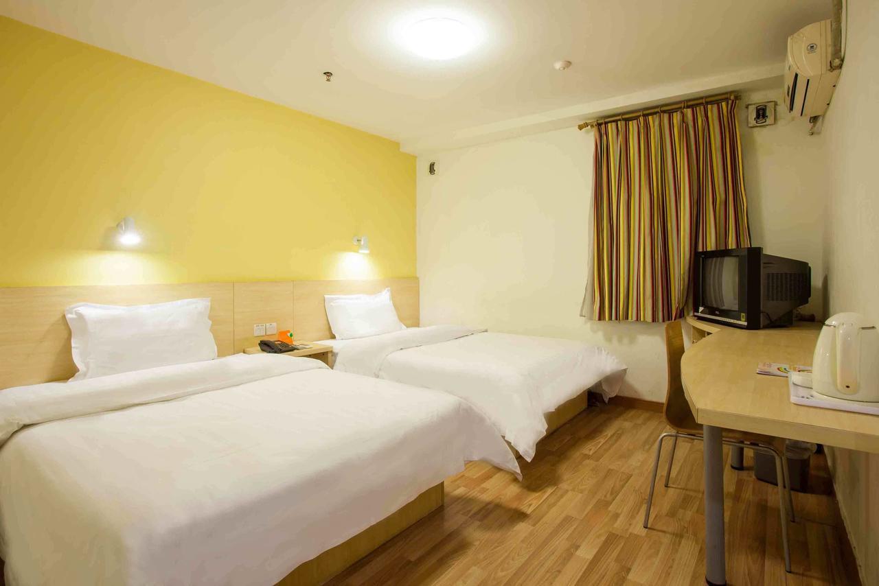 7Days Inn Lingshui Beidou Road الغرفة الصورة